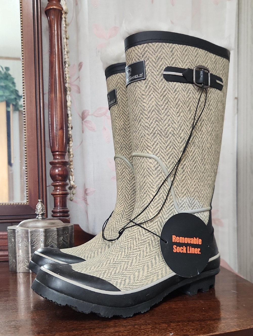 NWT Women's Artic Shield Tan Waterproof Winter Rain Boots with Removable Liner